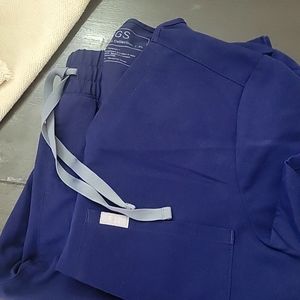 Womens Figs scrub set